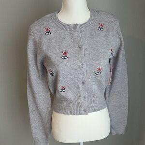 🆕️ Gray Cardigan with Eight Ball & Bow Embroidery Size M Junior's NWT